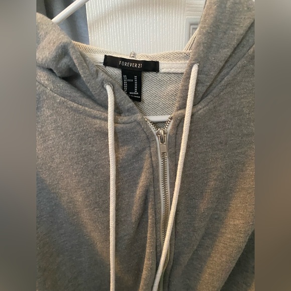 Gray zip up - Picture 3 of 4